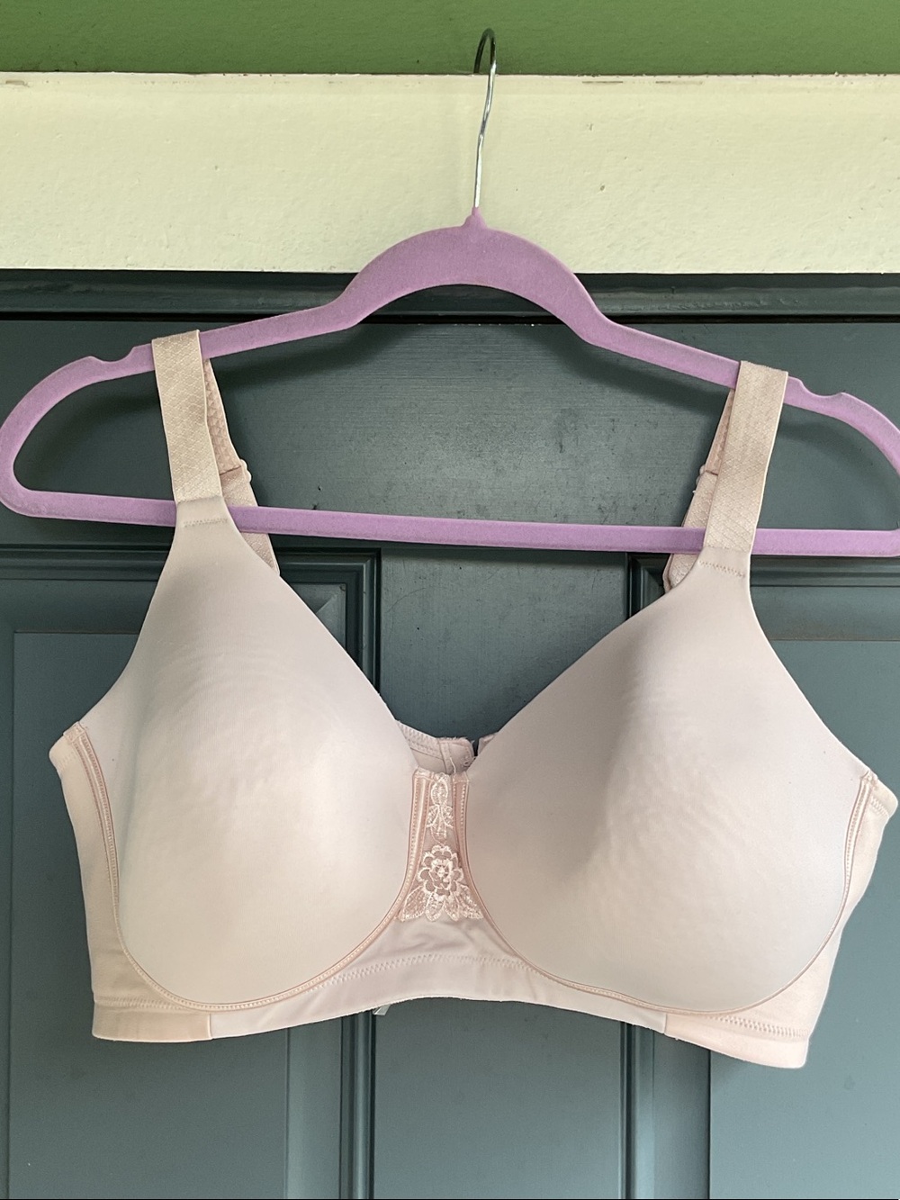 Vanity Fair Light Beige Smooth Full-Coverage Bra, 42D, 71380